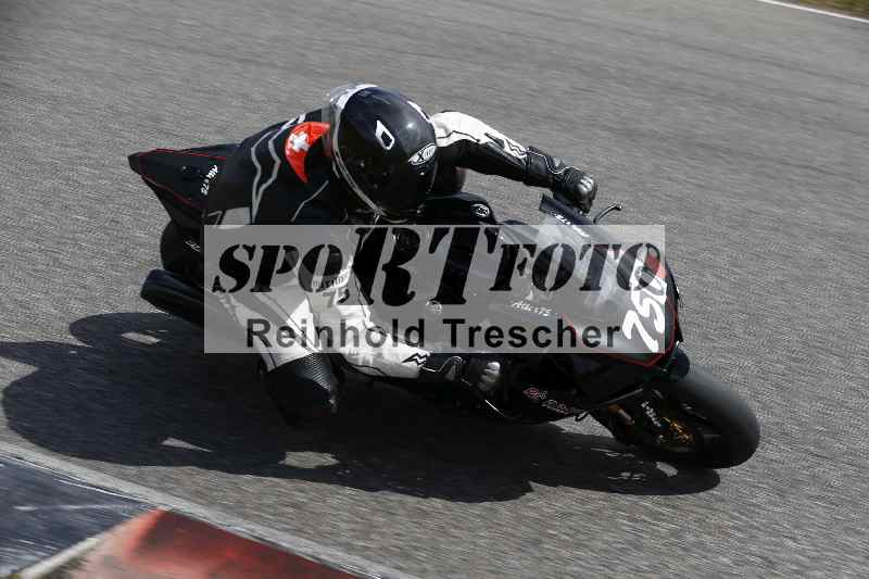 /Archiv-2024/14 25.04.2024 TZ Motorsport Training ADR/Gruppe rot/750